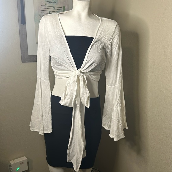 Tops - White Boho Crop Front Tie Top